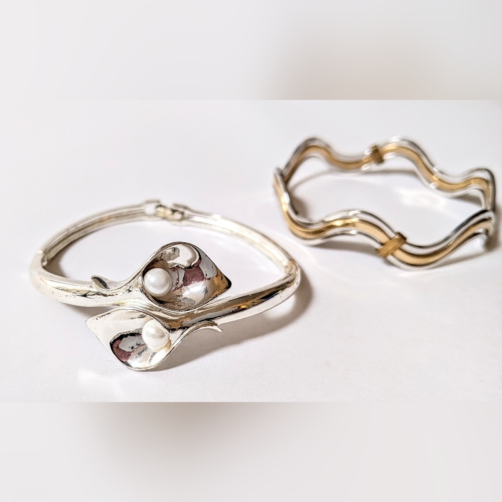 Two Avon bracelets Calla Lily & Gold Silver Wave Bangle Nice Pair Signed Set VGC